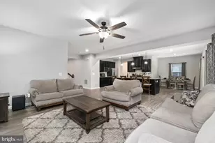 305 Courthouse Manor Dr, Stafford, VA 22554 - Photo 11