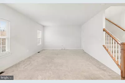 484 Bridgepoint Drive, Fredericksburg, VA 22405 - Photo 9