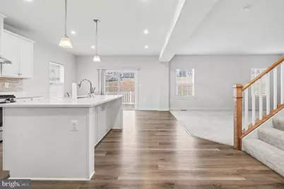 484 Bridgepoint Drive, Fredericksburg, VA 22405 - Photo 3