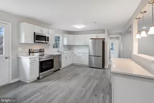 2115 Aquia Dr, Stafford, VA 22554 - Photo 7