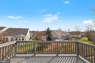 11 Carson Dr, Fredericksburg, VA 22406 - Photo 9