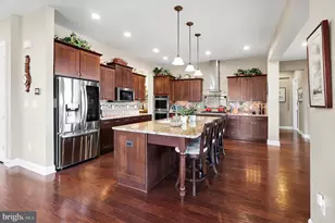 165 Edgewater Dr, Fredericksburg, VA 22406 - Photo 17