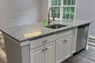 44 Hidden Lake Dr, Stafford, VA 22556 - Photo 5