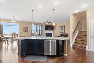 531 Apricot St, Stafford, VA 22554 - Photo 7