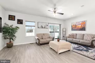 706 Rolling Valley Dr, Fredericksburg, VA 22405 - Photo 11