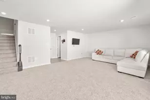 706 Rolling Valley Dr, Fredericksburg, VA 22405 - Photo 25