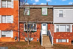 1012 James Madison Cir, Fredericksburg, VA 22405 - Photo 1