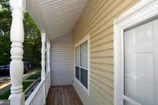 312 Surry Ln, Stafford, VA 22556 - Photo 11