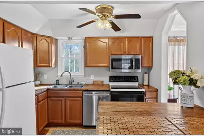 621 Holly Corner Road, Fredericksburg, VA 22406 - Photo 13