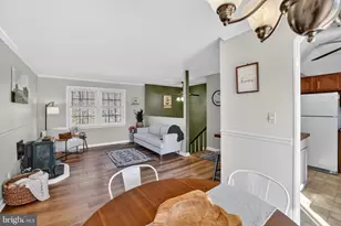 621 Holly Corner Rd, Fredericksburg, VA 22406 - Photo 9