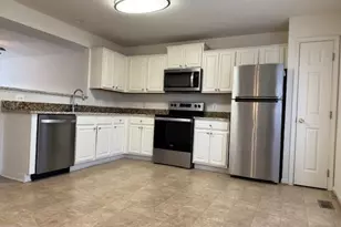 201 Merrill Ct, Stafford, VA 22554 - Photo 3