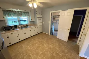 802 Payton Dr, Fredericksburg, VA 22405 - Photo 9