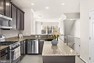 400 Woodstream Cir, Stafford, VA 22556 - Photo 15