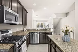 400 Woodstream Cir, Stafford, VA 22556 - Photo 9