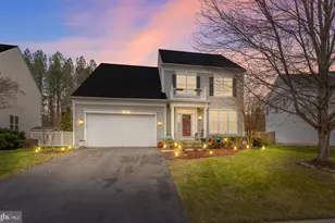 22 Iris Ln, Stafford, VA 22554 - Photo 1