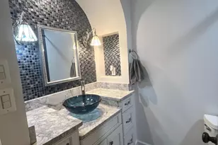 1205 Holly St, Fredericksburg, VA 22405 - Photo 3