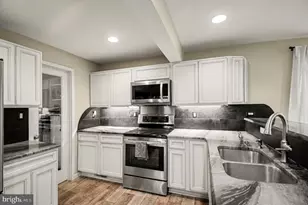 1205 Holly St, Fredericksburg, VA 22405 - Photo 7