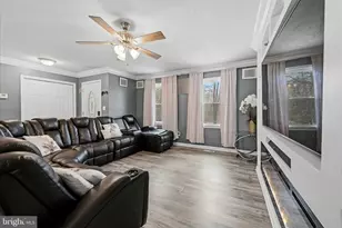 911 Walnut Dr, Fredericksburg, VA 22405 - Photo 11