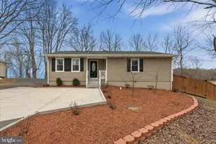 911 Walnut Dr, Fredericksburg, VA 22405 - Photo 3