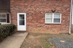 819 Sledgehammer Dr, Fredericksburg, VA 22405 - Photo 1