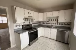 819 Sledgehammer Dr, Fredericksburg, VA 22405 - Photo 3