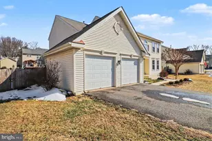 8 Wendover Ct, Stafford, VA 22554 - Photo 3