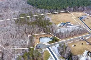 24 Gibson Dr, Fredericksburg, VA 22406 - Photo 5