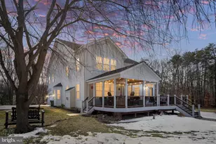 24 Gibson Dr, Fredericksburg, VA 22406 - Photo 3