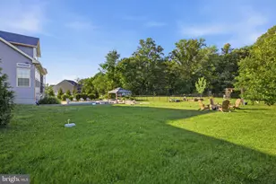 40 Edgewater Dr, Fredericksburg, VA 22406 - Photo 73