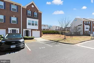 211 Dundee Pl, Fredericksburg, VA 22405 - Photo 3