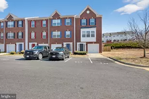 211 Dundee Pl, Fredericksburg, VA 22405 - Photo 1