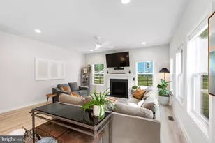 85 Hopewell Dr, Fredericksburg, VA 22406 - Photo 9