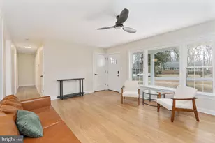 8 Patrick Henry St, Fredericksburg, VA 22405 - Photo 5