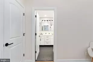 8 Patrick Henry St, Fredericksburg, VA 22405 - Photo 21