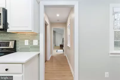 8 Patrick Henry Street, Fredericksburg, VA 22405 - Photo 13