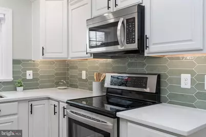 8 Patrick Henry Street, Fredericksburg, VA 22405 - Photo 11