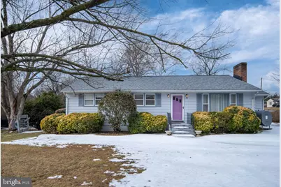 23 Wakefield Avenue, Fredericksburg, VA 22405 - Photo 1