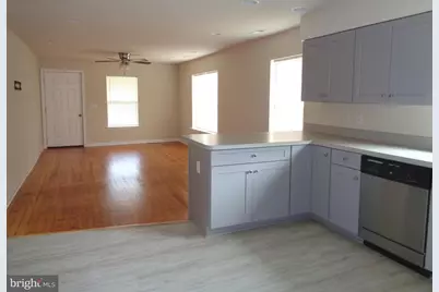 302 Claiborne Avenue, Fredericksburg, VA 22405 - Photo 9