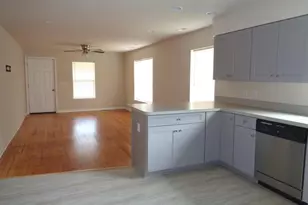 302 Claiborne Ave, Fredericksburg, VA 22405 - Photo 9