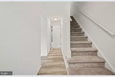 1106 Thomas Jefferson Place, Fredericksburg, VA 22405 - Photo 5