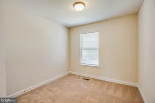 92 Andrews Pl, Fredericksburg, VA 22405 - Photo 7