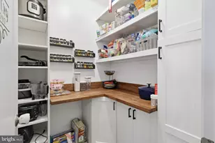 325 Phillips St, Fredericksburg, VA 22405 - Photo 13