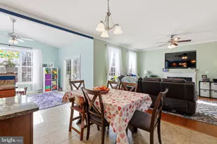 325 Phillips St, Fredericksburg, VA 22405 - Photo 5