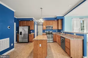 325 Phillips St, Fredericksburg, VA 22405 - Photo 9
