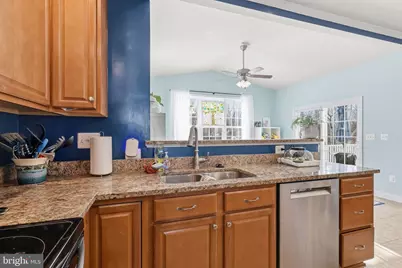 325 Phillips Street, Fredericksburg, VA 22405 - Photo 9