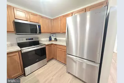 102 Grosvenor Lane #102, Stafford, VA 22554 - Photo 3