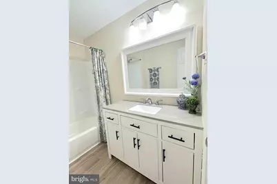 102 Grosvenor Lane #APT 2, Stafford, VA 22556 - Photo 9