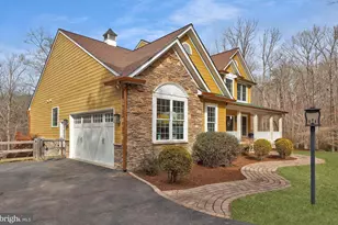 160 Queen Laurens Ct, Fredericksburg, VA 22406 - Photo 3