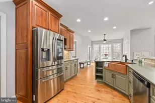 160 Queen Laurens Ct, Fredericksburg, VA 22406 - Photo 21