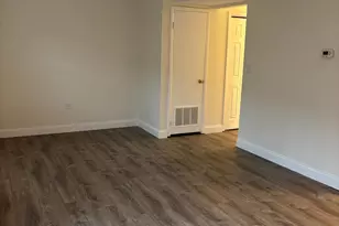 812 Bellows Ave, Fredericksburg, VA 22405 - Photo 3